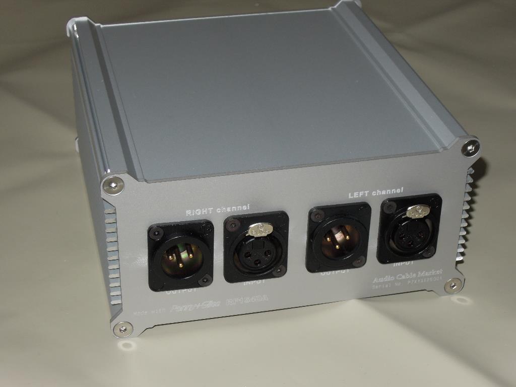 パッシブボリューム背面端子